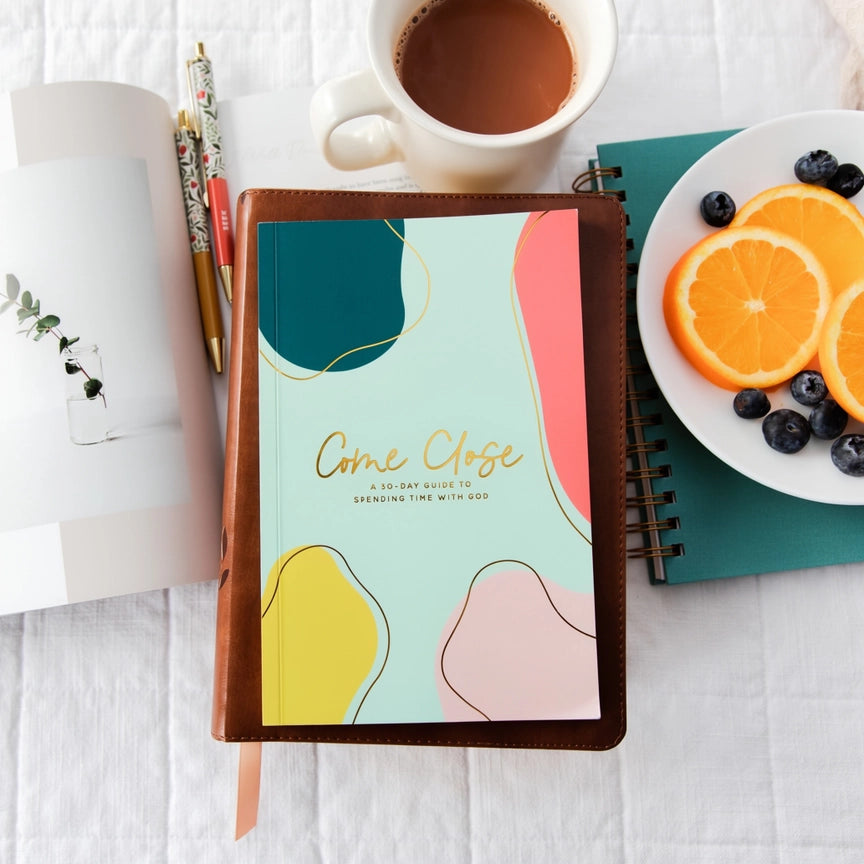 Come Close - 30 Day Teen Devotional